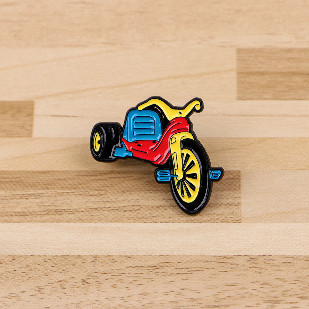 Retro Bicycle Enamel Pin Vinta - Vintage Collector avaliação e preço