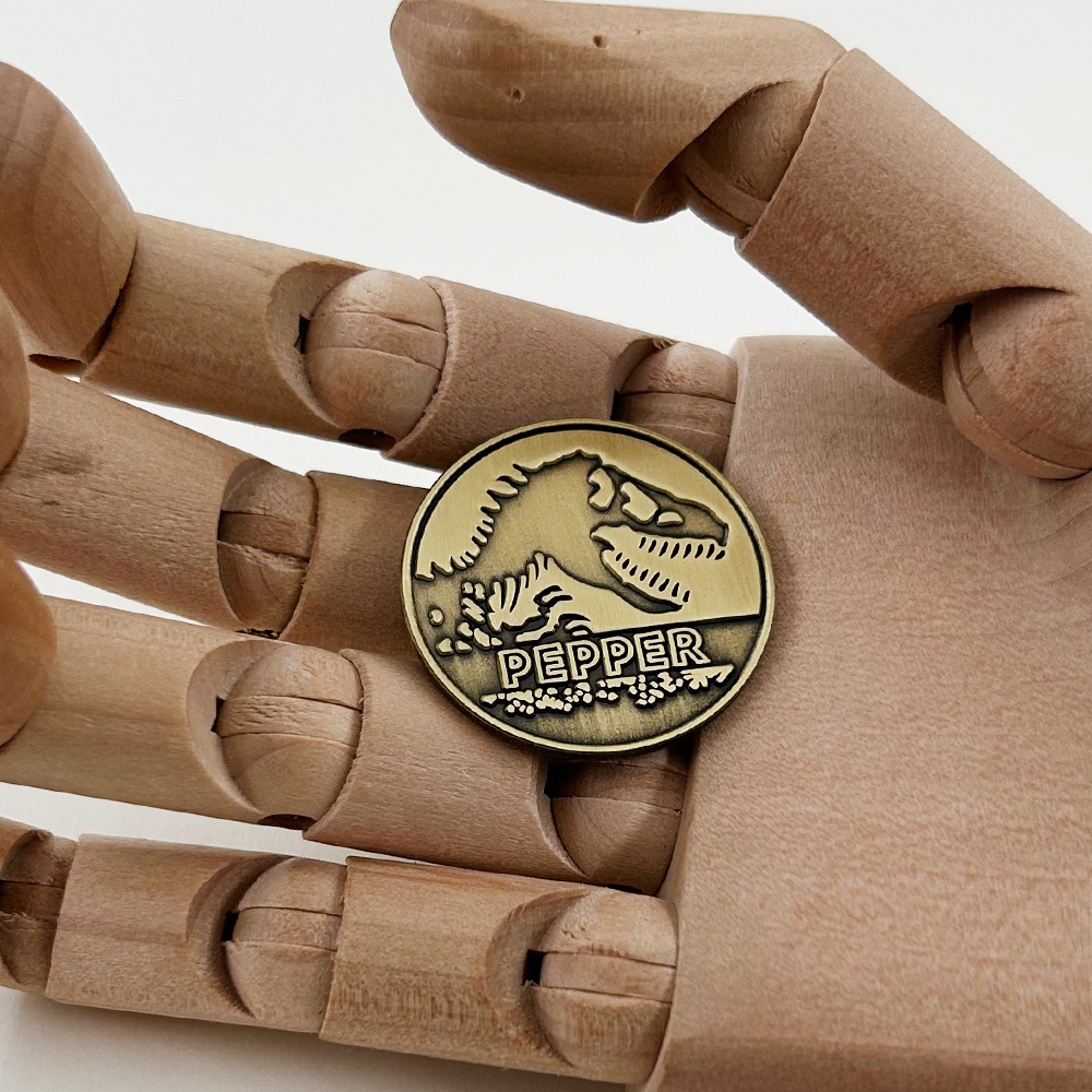 Jurassic-Park-Enamel Pin Dinos - Vintage Collectible Pins avaliação e preço