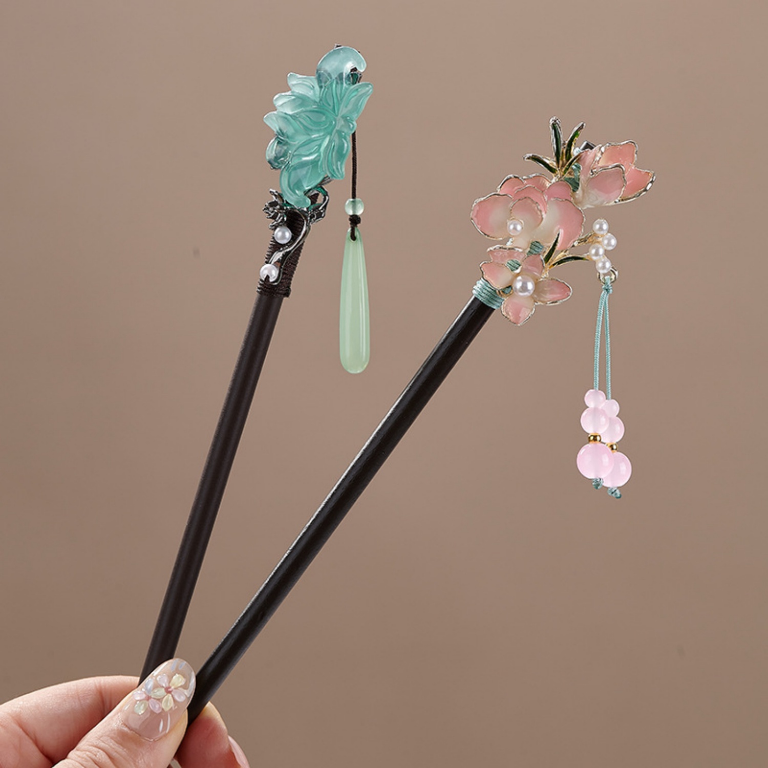 Vintage Flower Hairpin For Wom - Vintage Collectible Item avaliação e preço