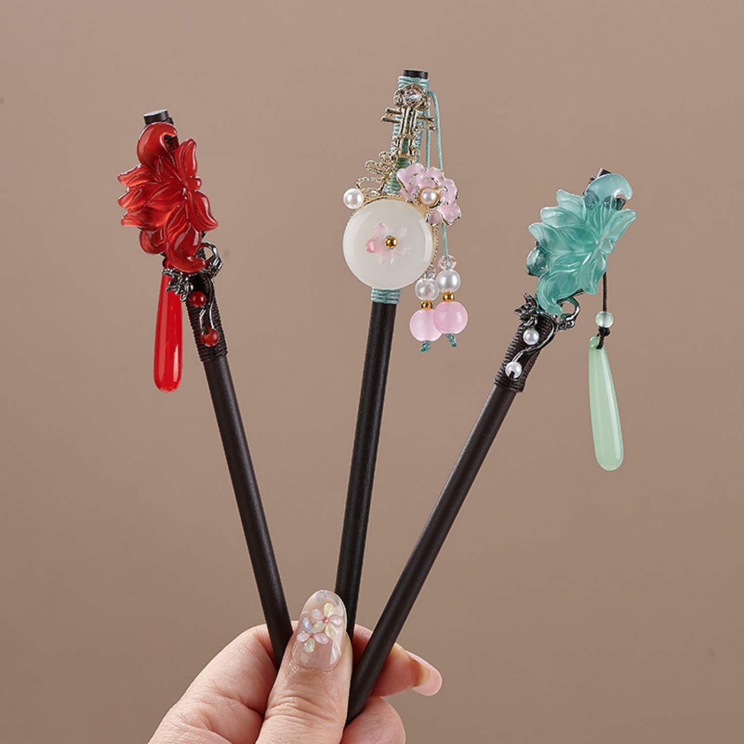 Vintage Flower Hairpin For Wom - Vintage Collectible Item avaliação e preço