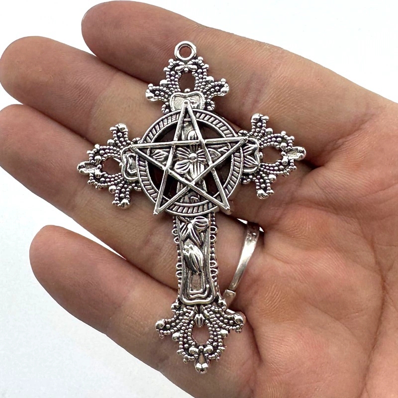 2pcs 30x15mm Gothic Big Cross  - Vintage Collectible Item avaliação e preço