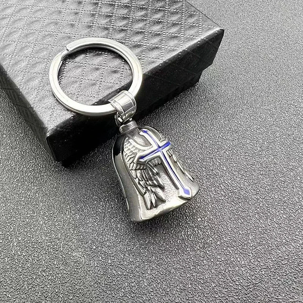 Lucky Bell Keychain Vintage Cr - Vintage Collectible Item avaliação e preço
