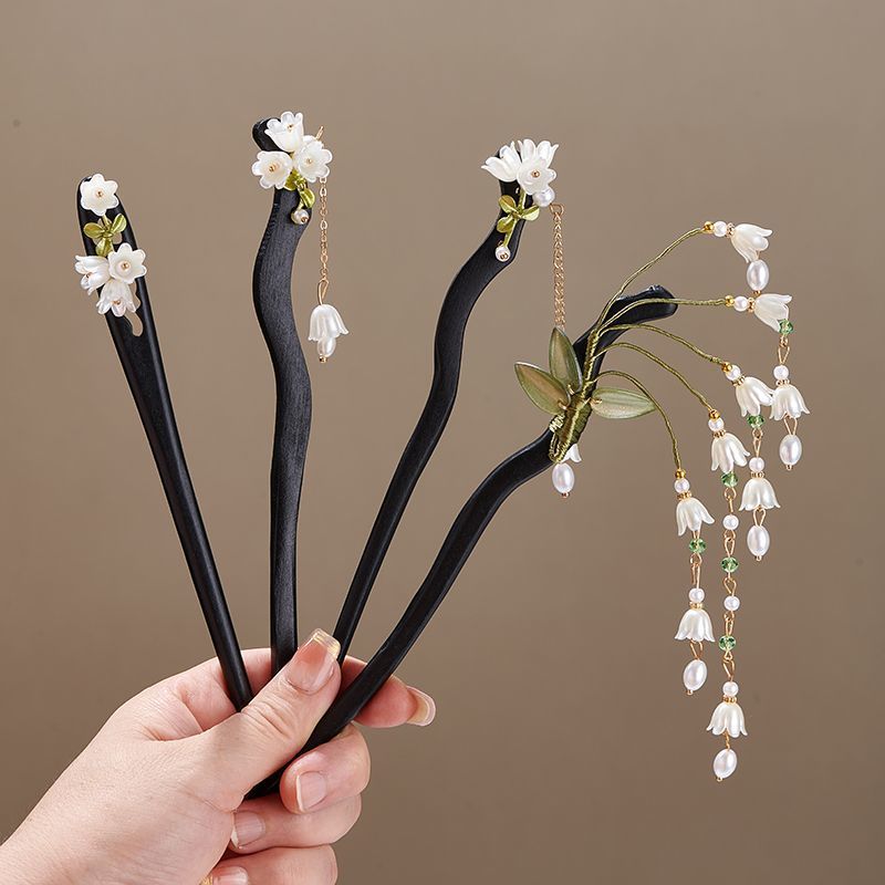 Wooden Flower Hairpin Vintage  - Vintage Collectibles For Sale avaliação e preço