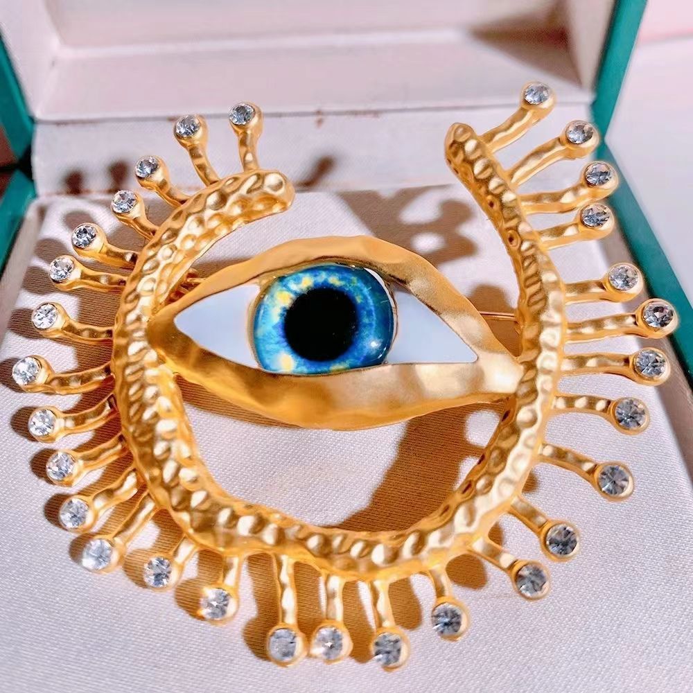 New Evil Eye Badges Cosplay An - Vintage Collectible Pins avaliação e preço