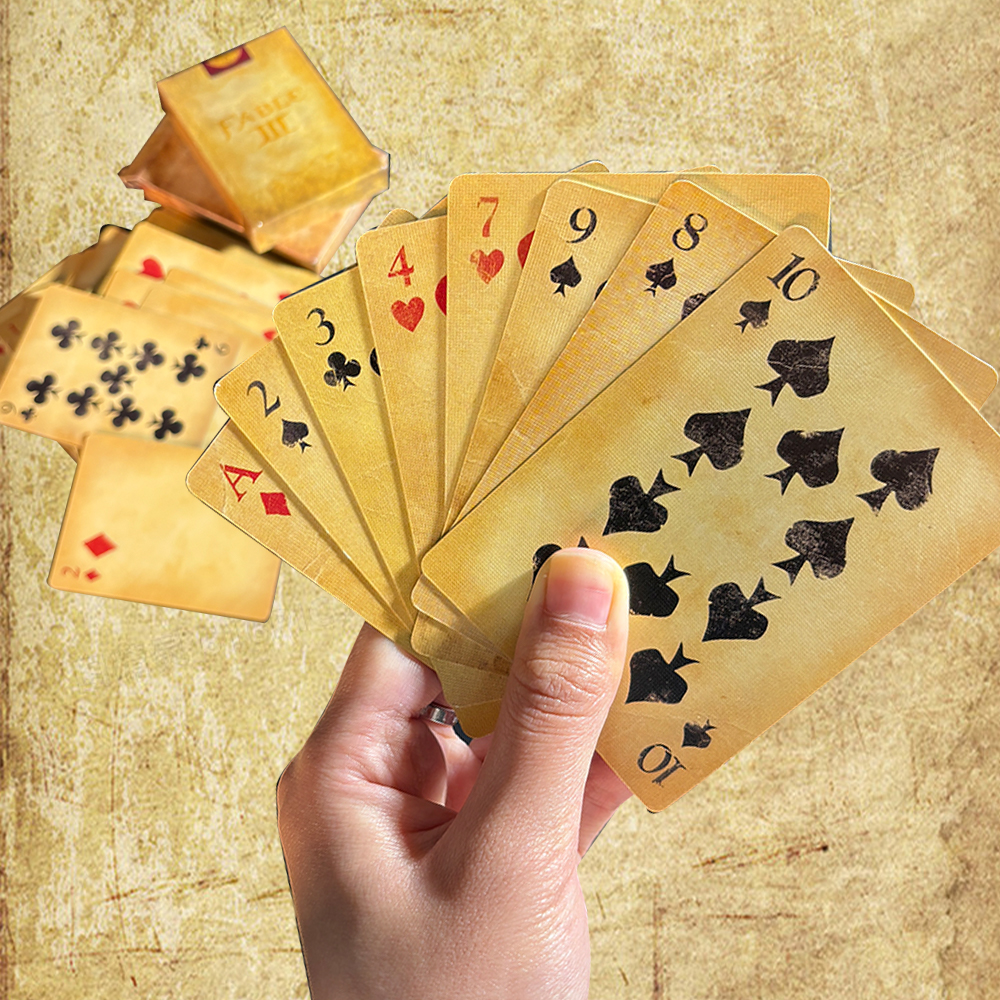 Vintage Distressed Playing Car - Vintage Collectible Playing Cards avaliação e preço