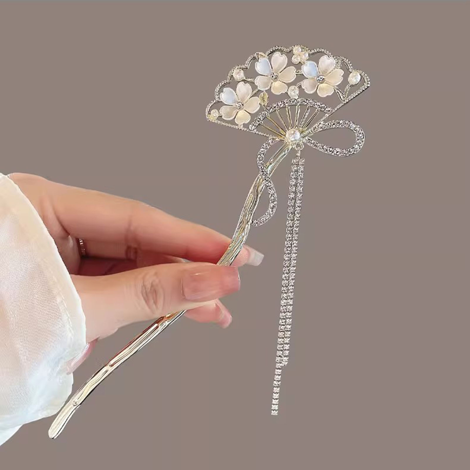 Vintage Flower Fan Shaped Hair - Vintage Collectible Item avaliação e preço