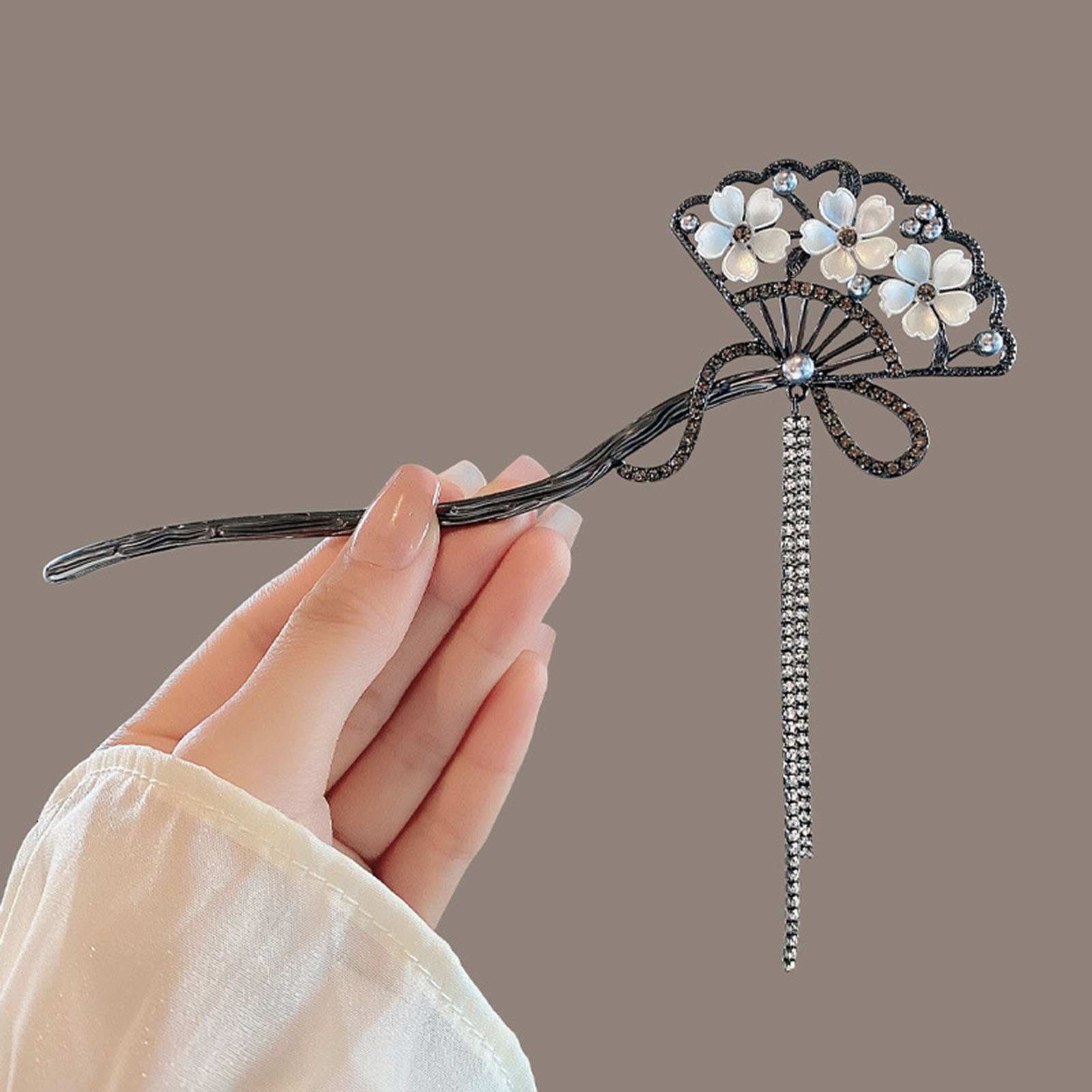 Vintage Flower Fan Shaped Hair - Vintage Collectible Item avaliação e preço